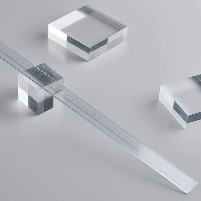Die Vielseitigkeit und Präzision des optischen Glaslinienlineals